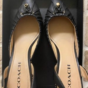 Coach Wionna pump size 11